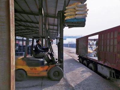 保障農(nóng)耕物資運(yùn)輸 北京鐵路局全面實(shí)行“無接觸式”手續(xù)辦理服務(wù)